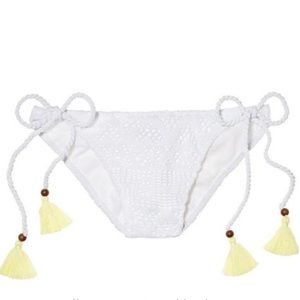 NWOT Victoria’s Secret Crochet Tassel Bikini